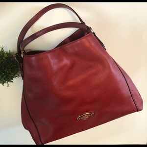 ♦️COACH Red Pebble Leather Shoulder Bag!!!